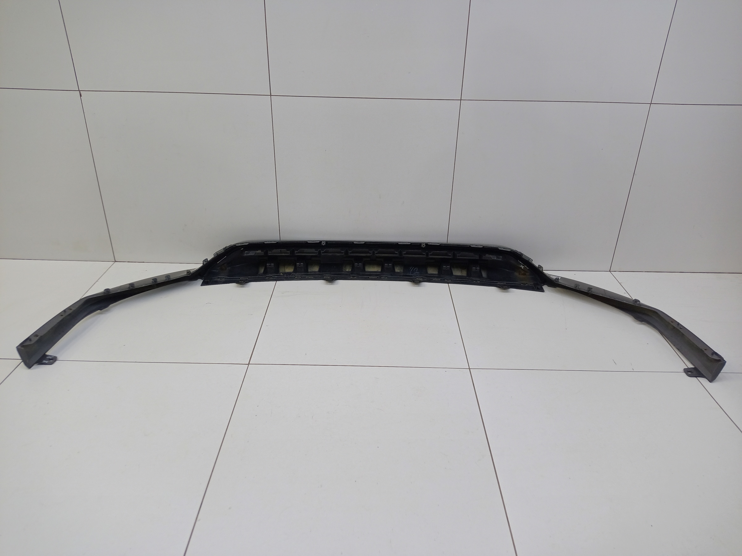 Накладка переднего бампера Lexus RX 4