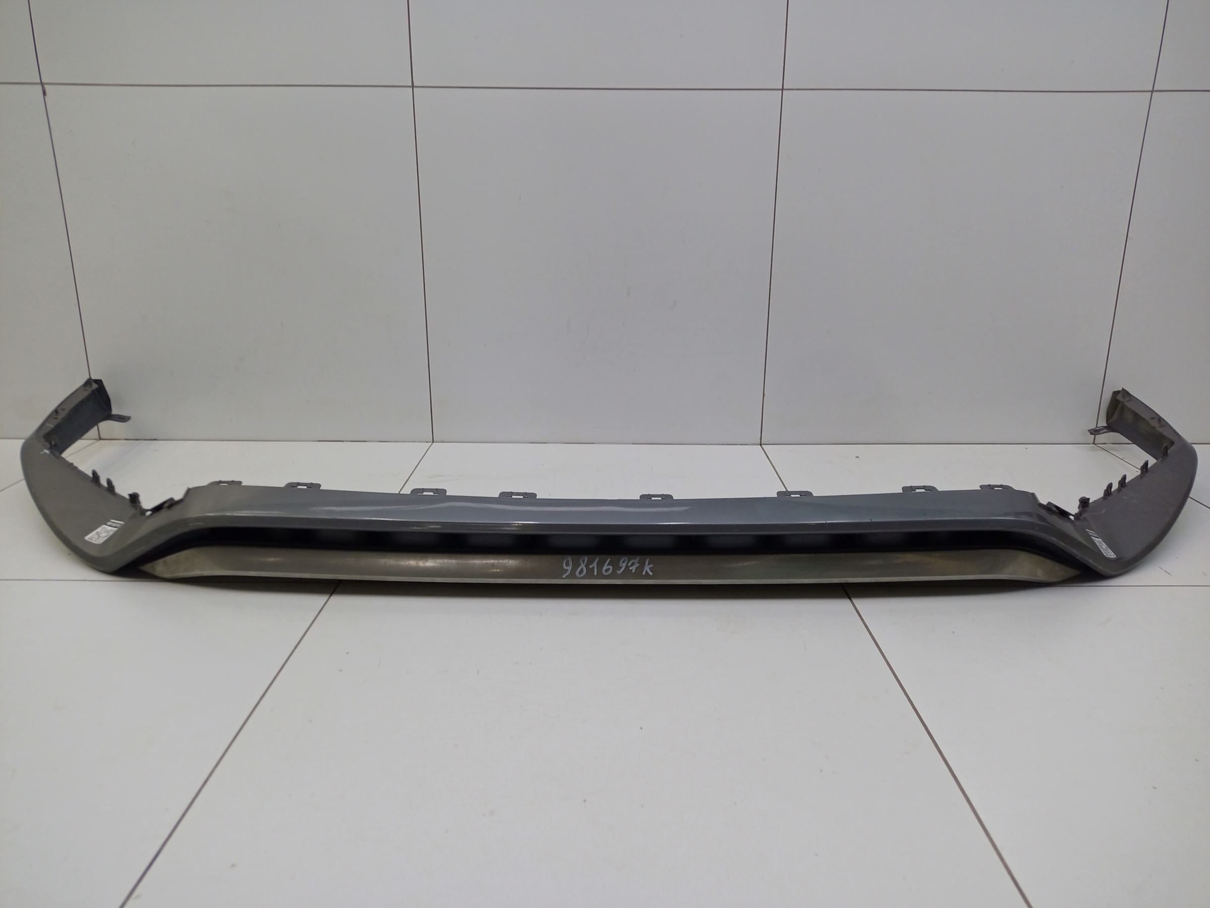 Накладка переднего бампера Lexus RX 4