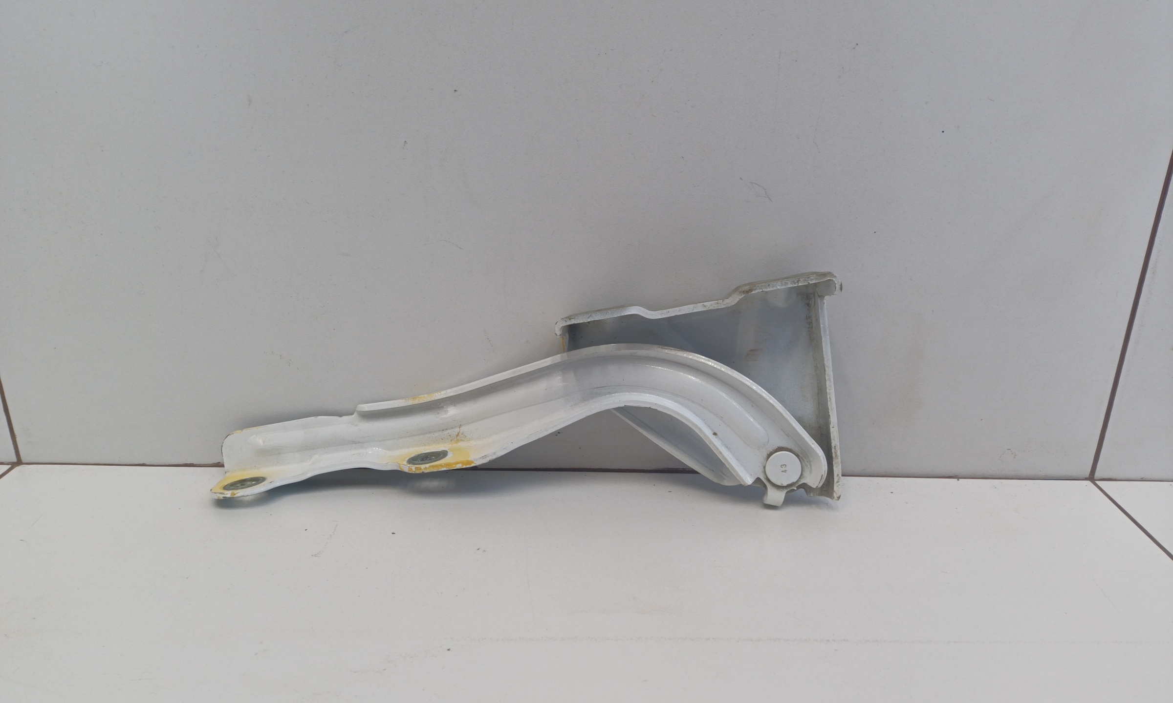 Петля капота левая Tank 300