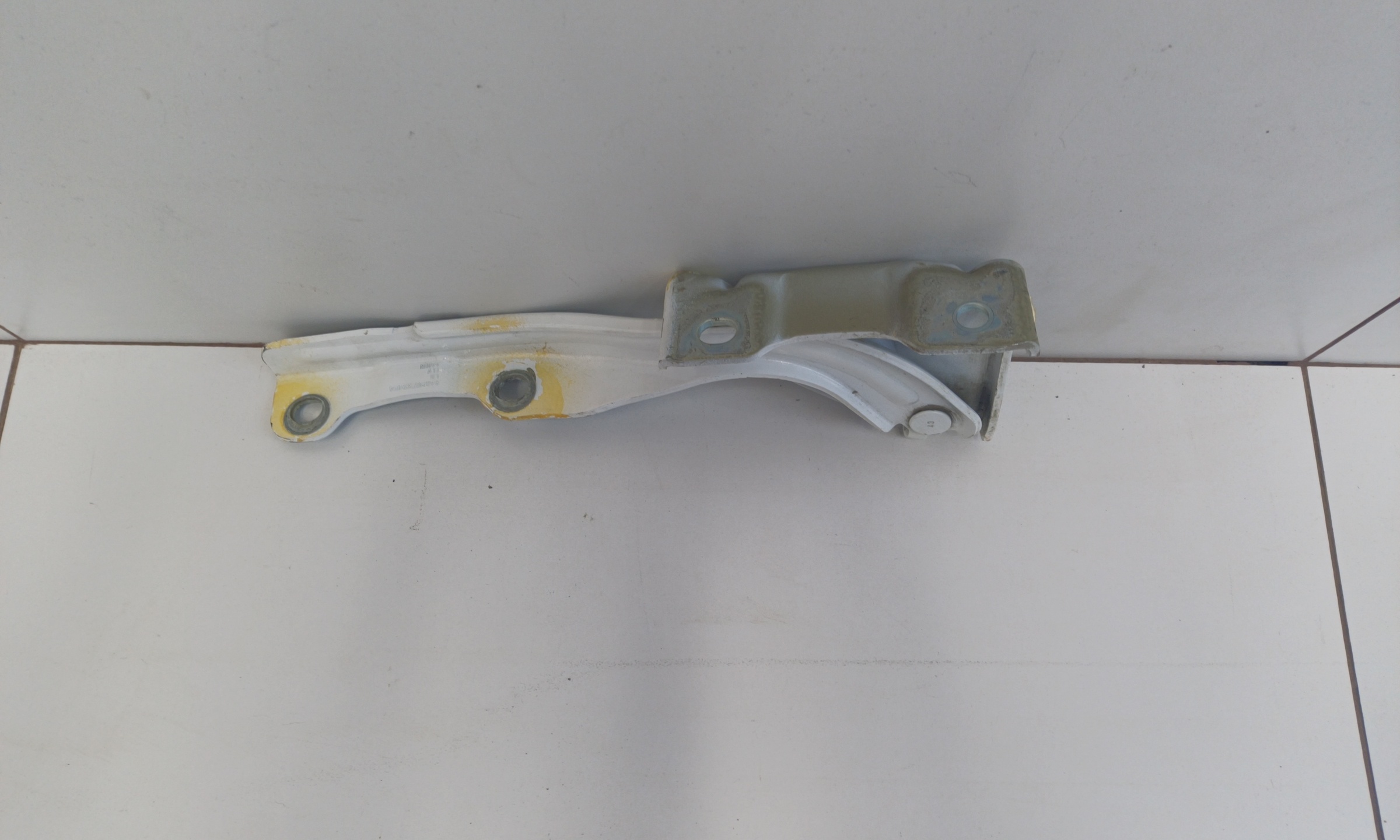 Петля капота левая Tank 300