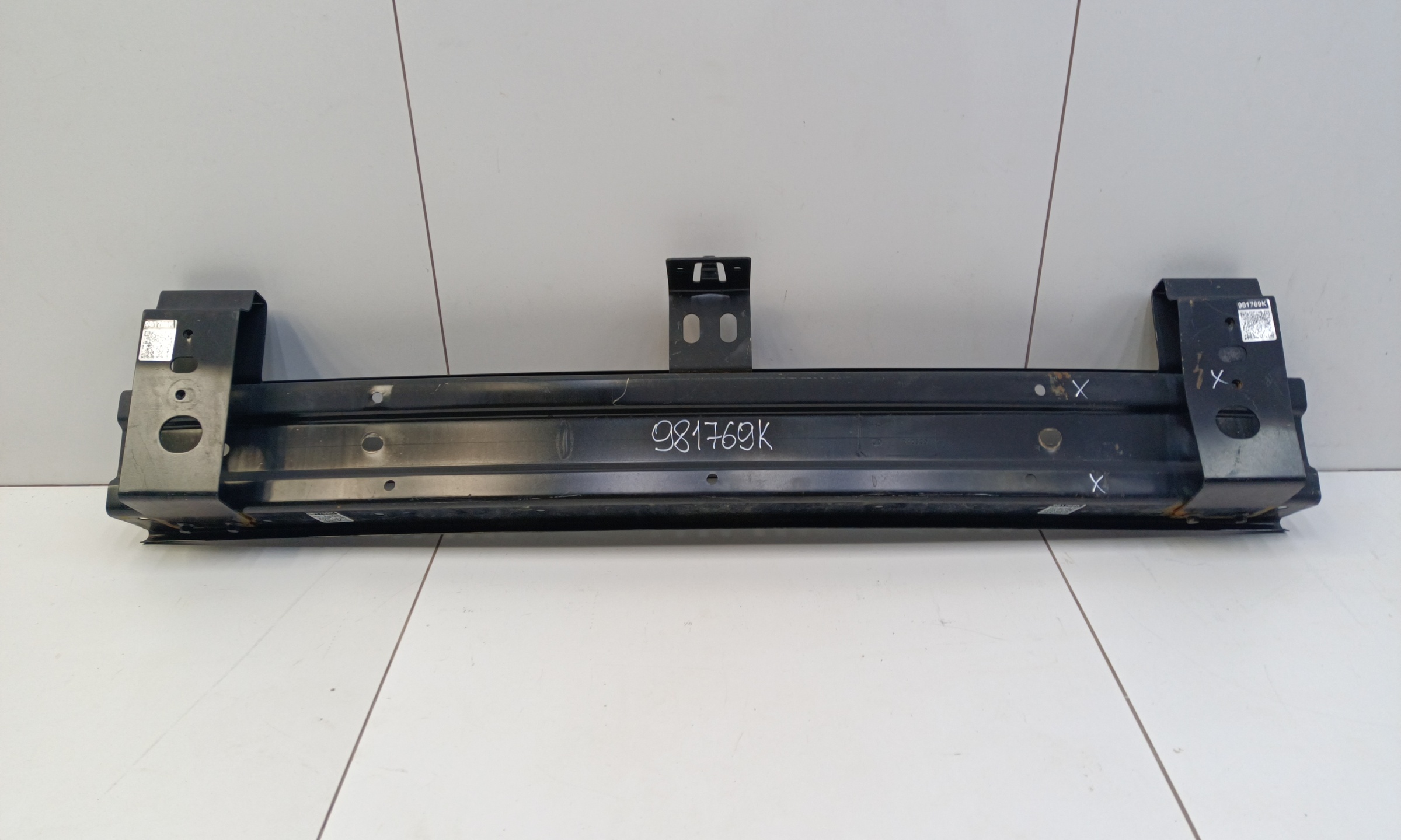 Усилитель переднего бампера Tank 300