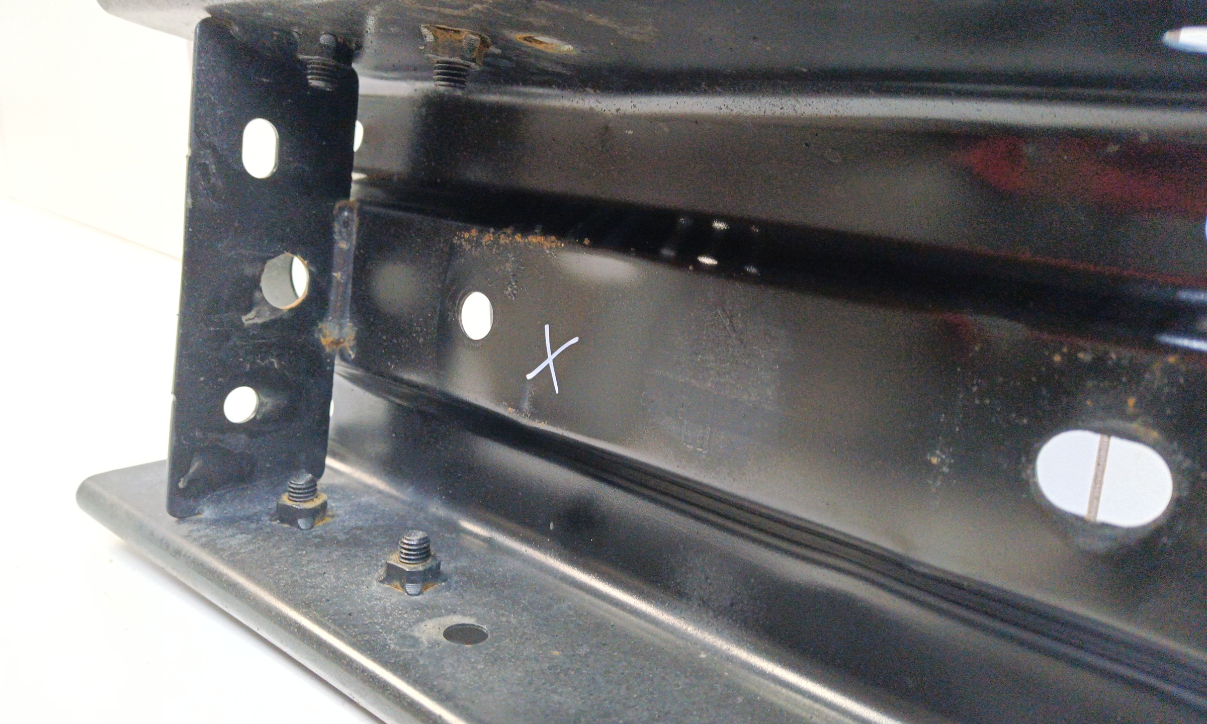 Усилитель переднего бампера Tank 300