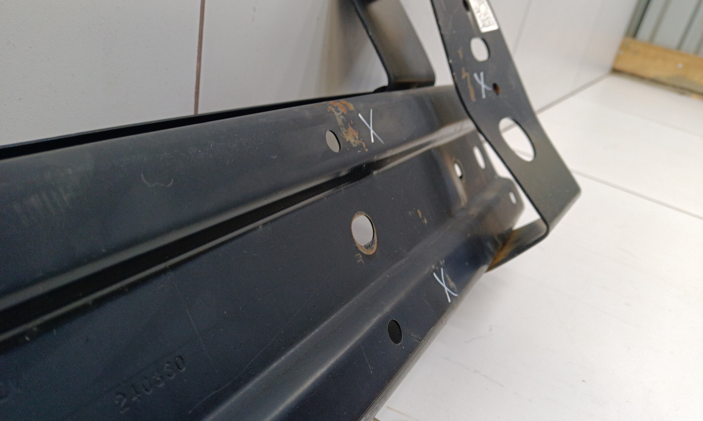 Усилитель переднего бампера Tank 300