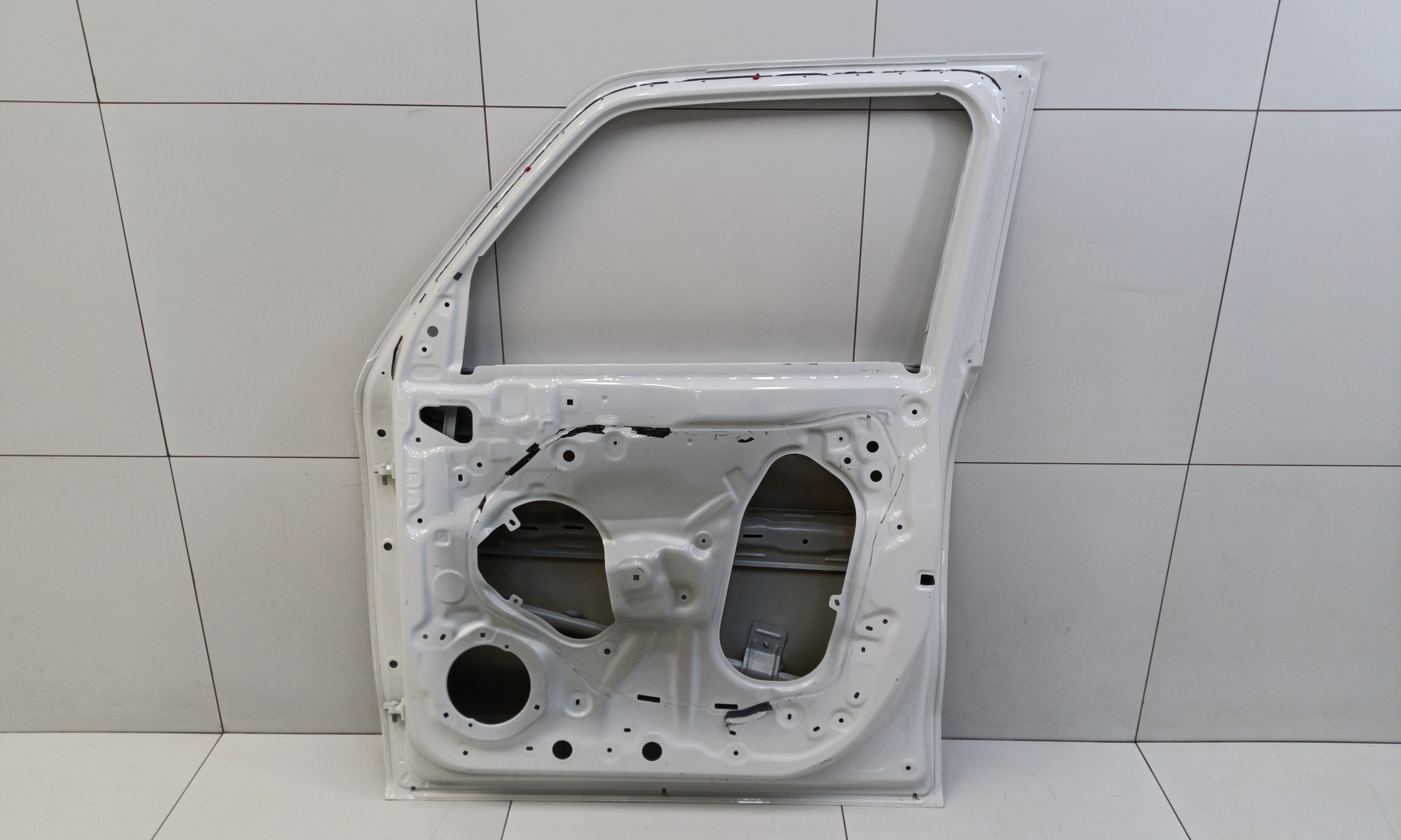 Дверь передняя правая Tank 300