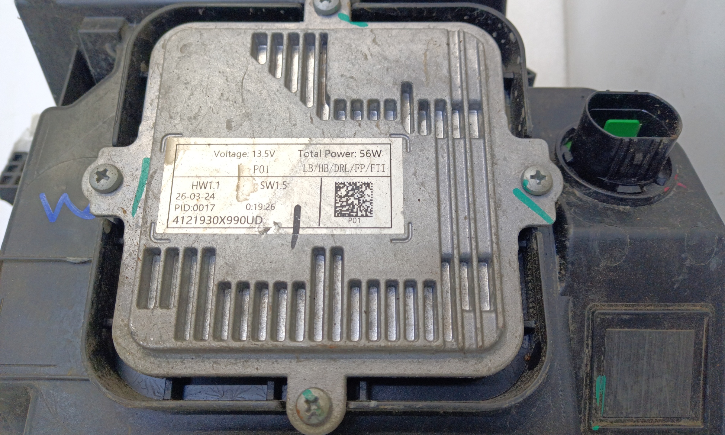 Фара передняя левая Tank 300 LED