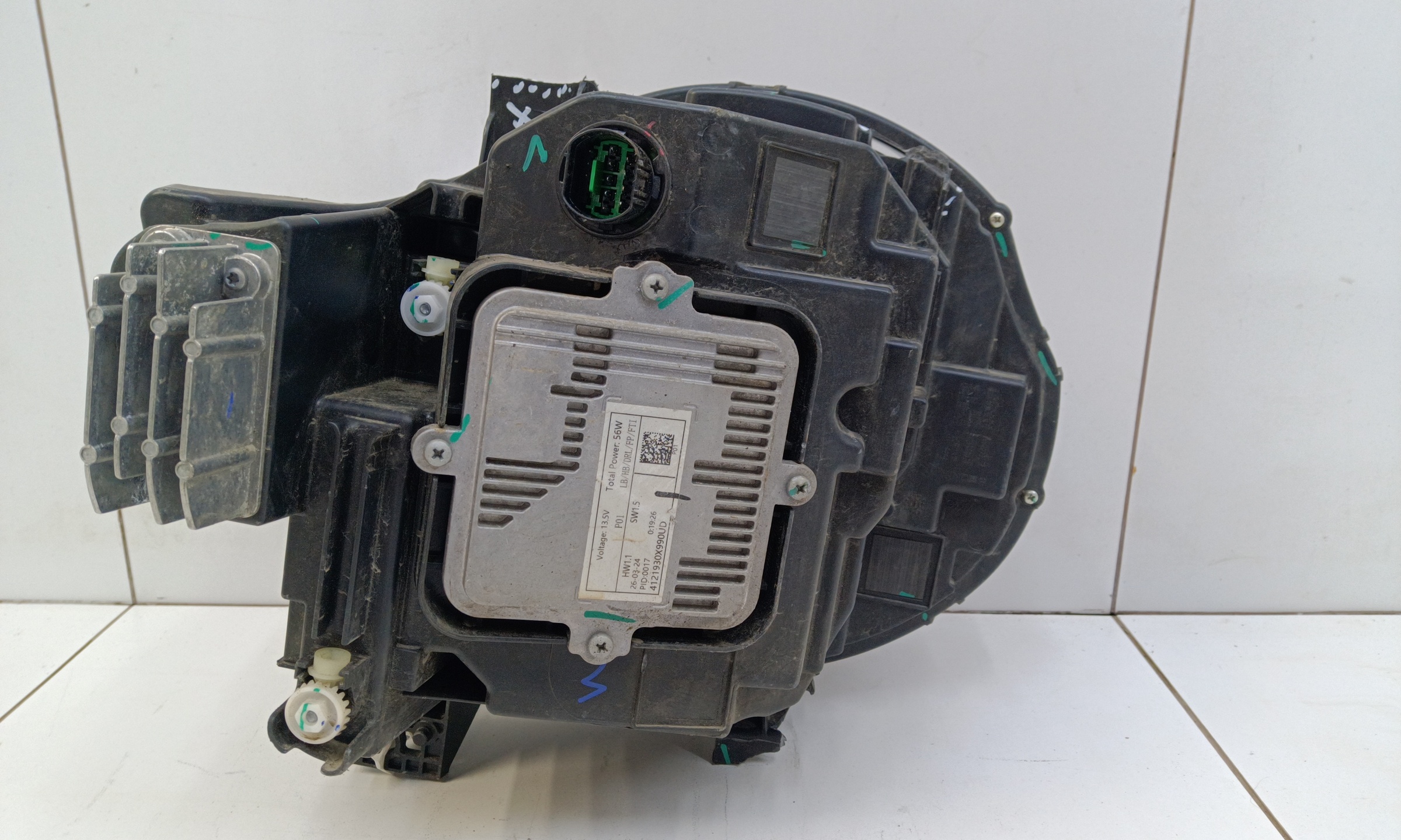 Фара передняя левая Tank 300 LED