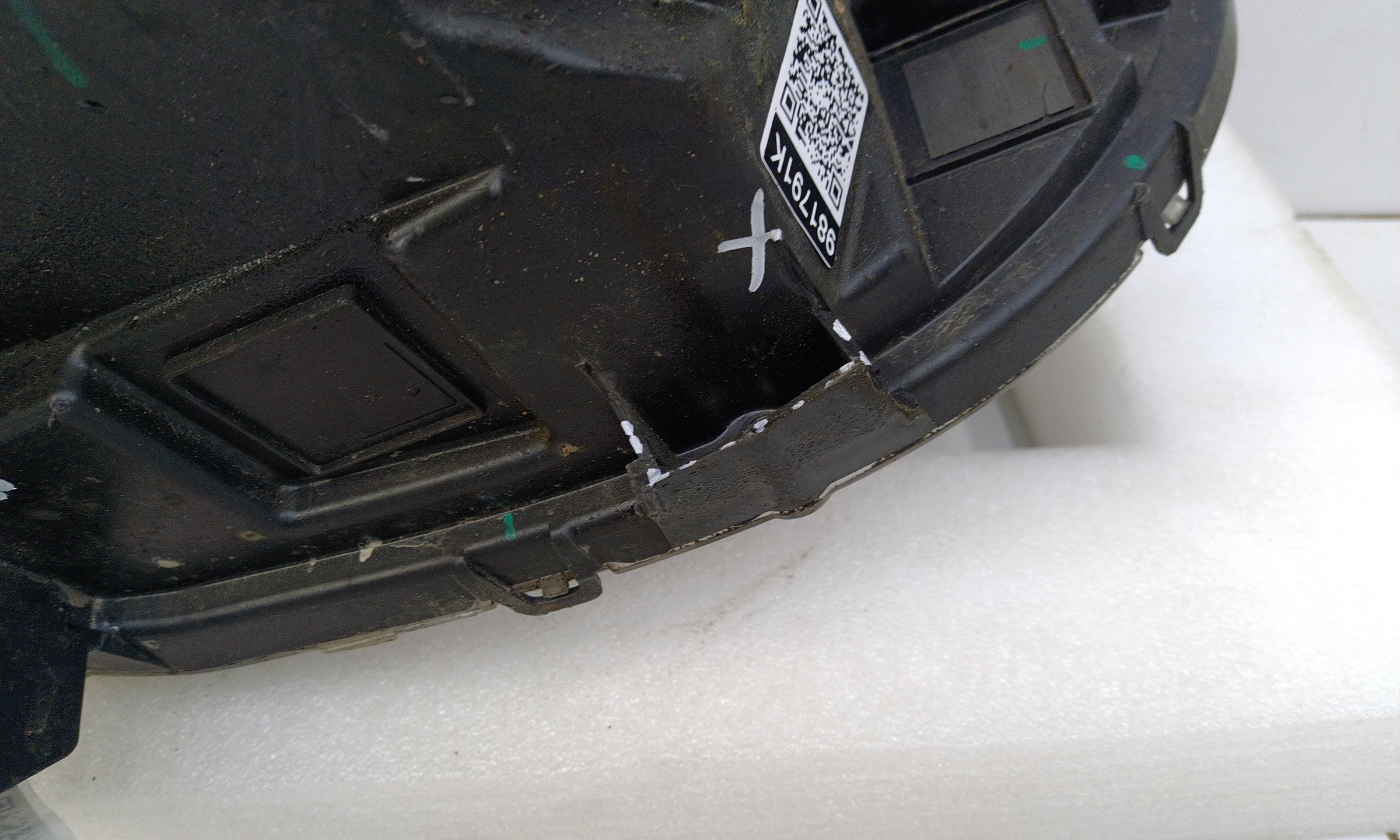 Фара передняя левая Tank 300 LED