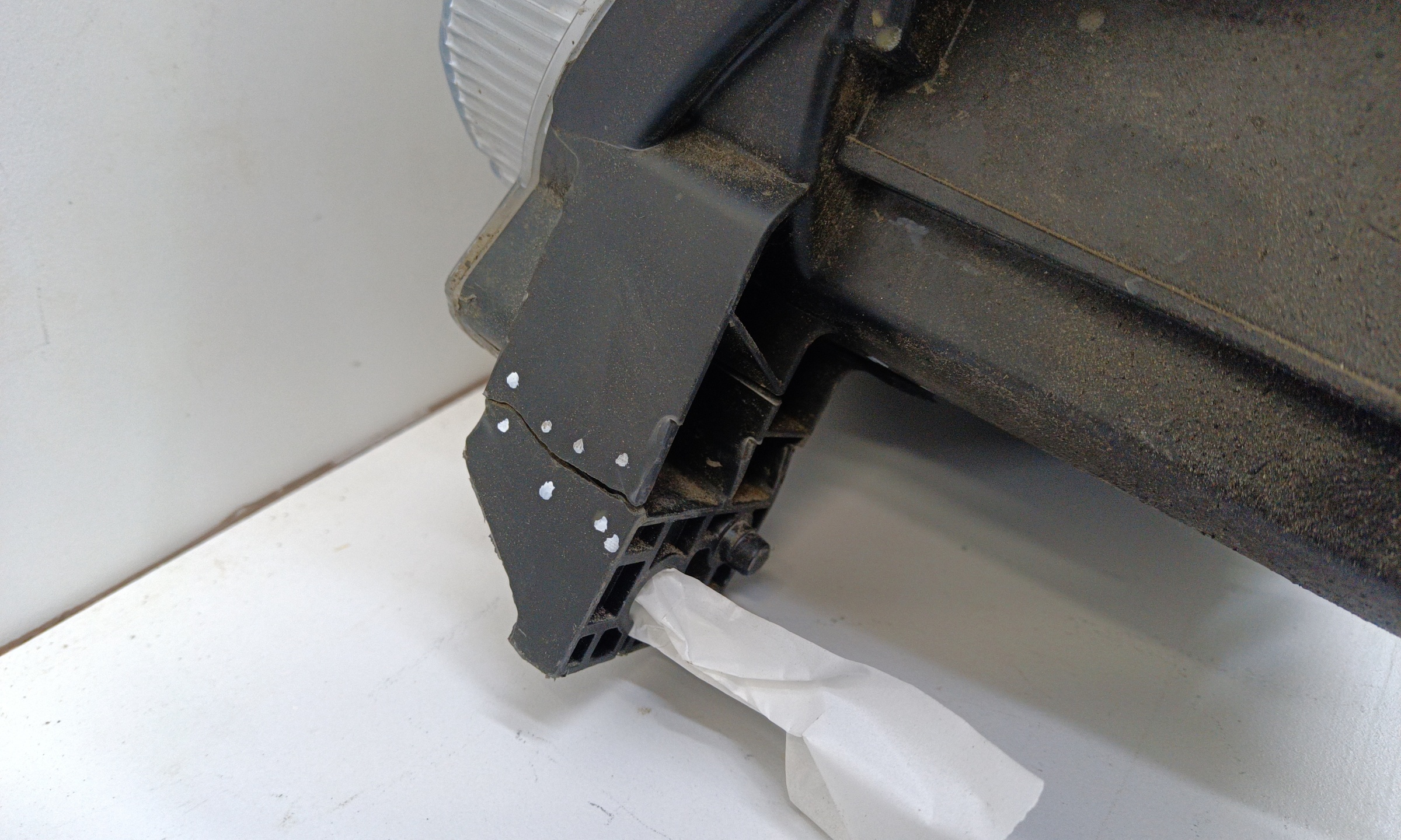 Фара передняя левая Tank 300 LED