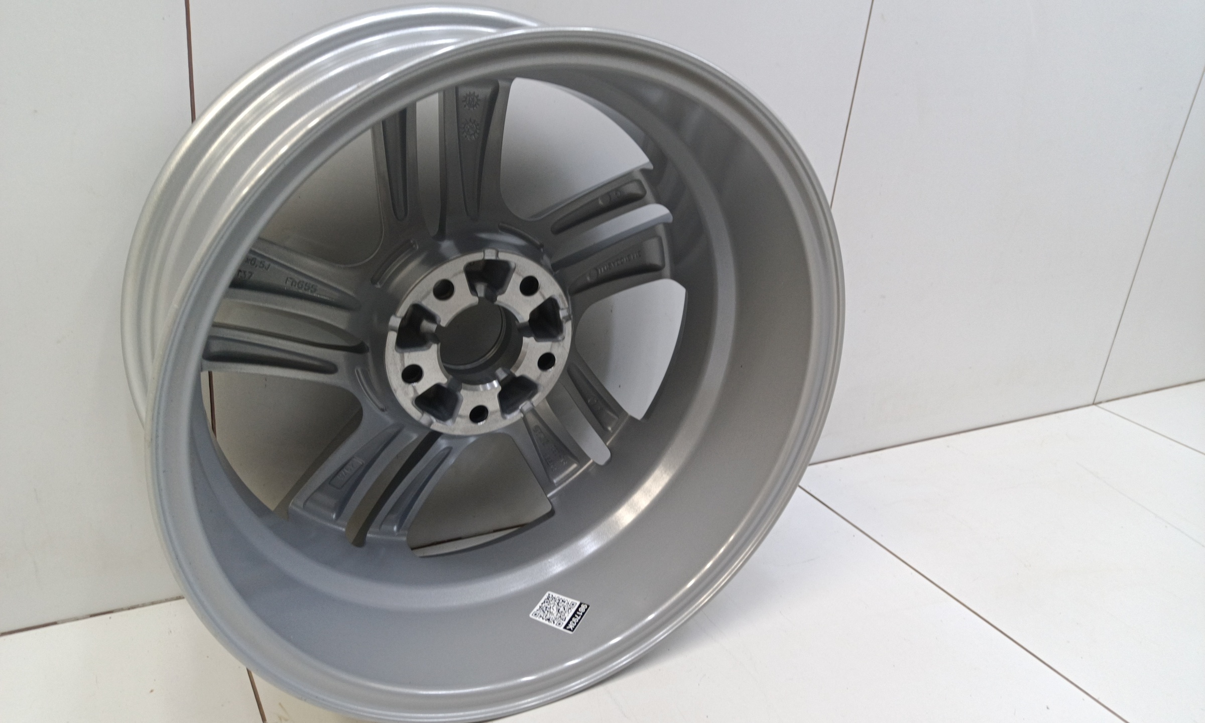 Диск колеса литой Haval Jolion R17 серебристый