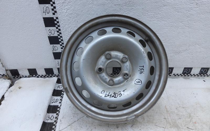 Диск колеса штампованный Volkswagen Caddy 4 R15