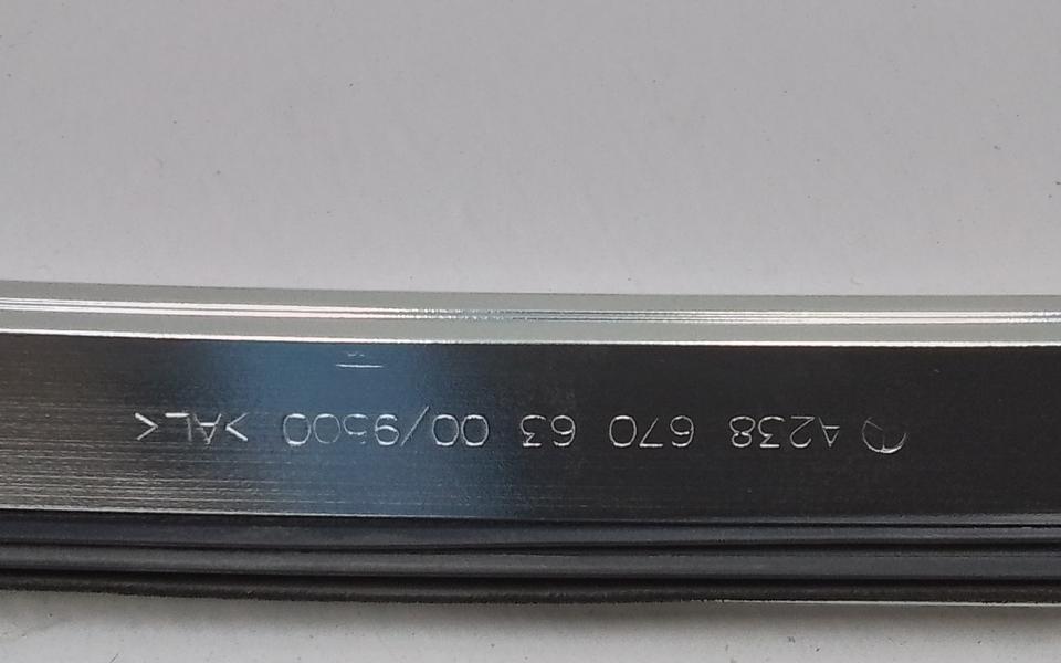 Молдинг крыши левый Mercedes-Benz E-klasse C238 Coupe