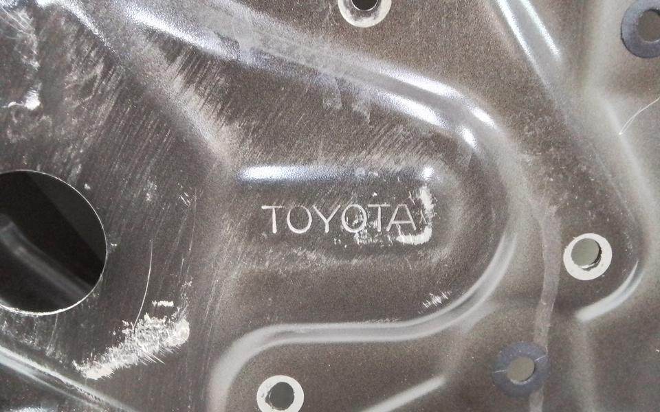 Дверь задняя правая Toyota Land Cruiser 300
