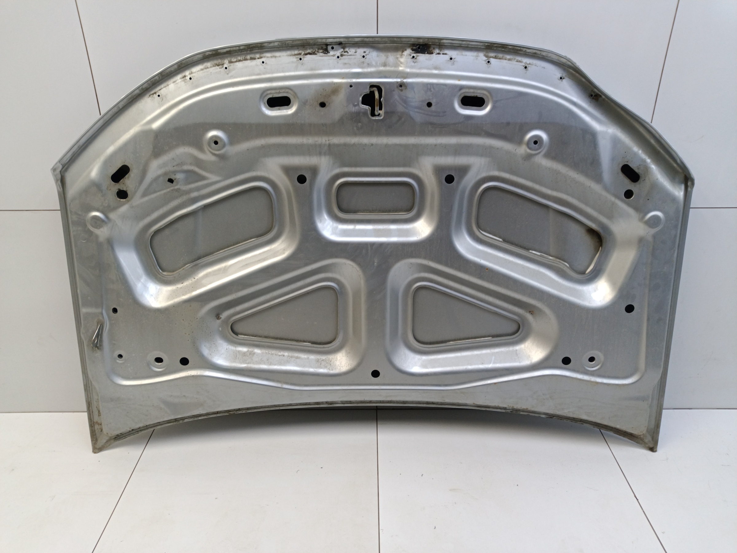 Капот Lada Largus 1 Restail