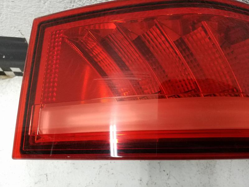 Фонарь задний правый наружный Jaguar F-Pace LED
