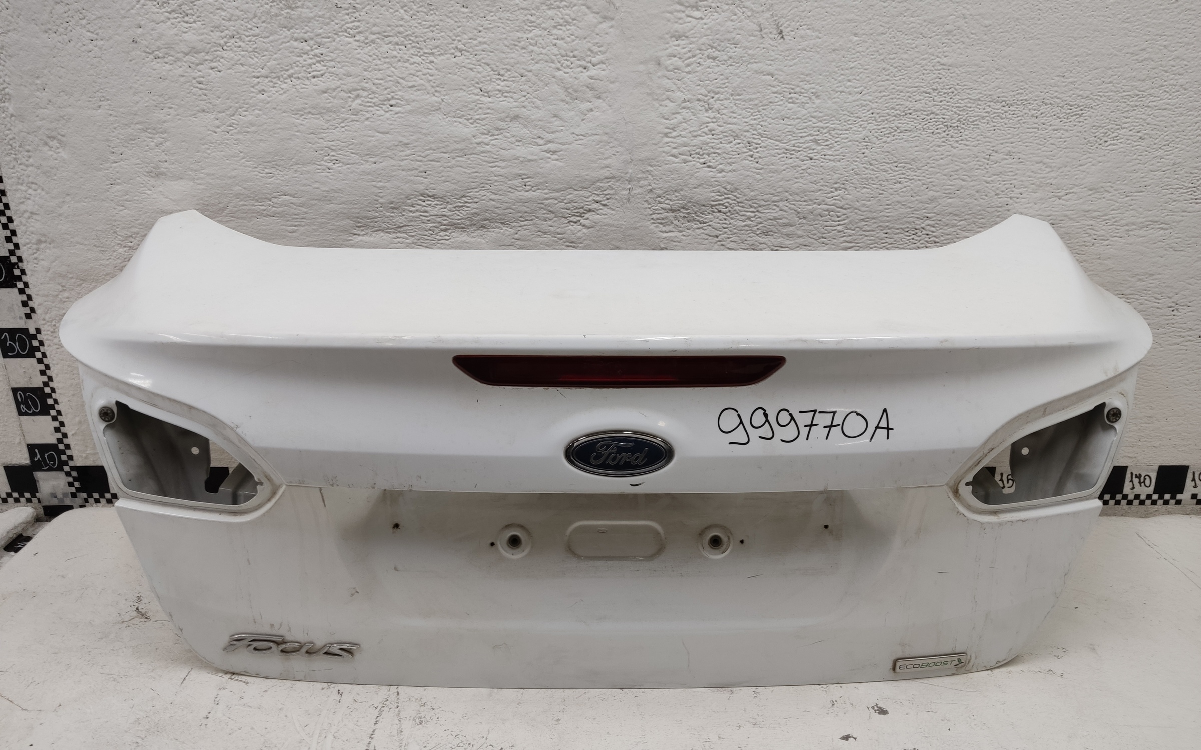 Крышка багажника Ford Focus 3 Sedan Restail