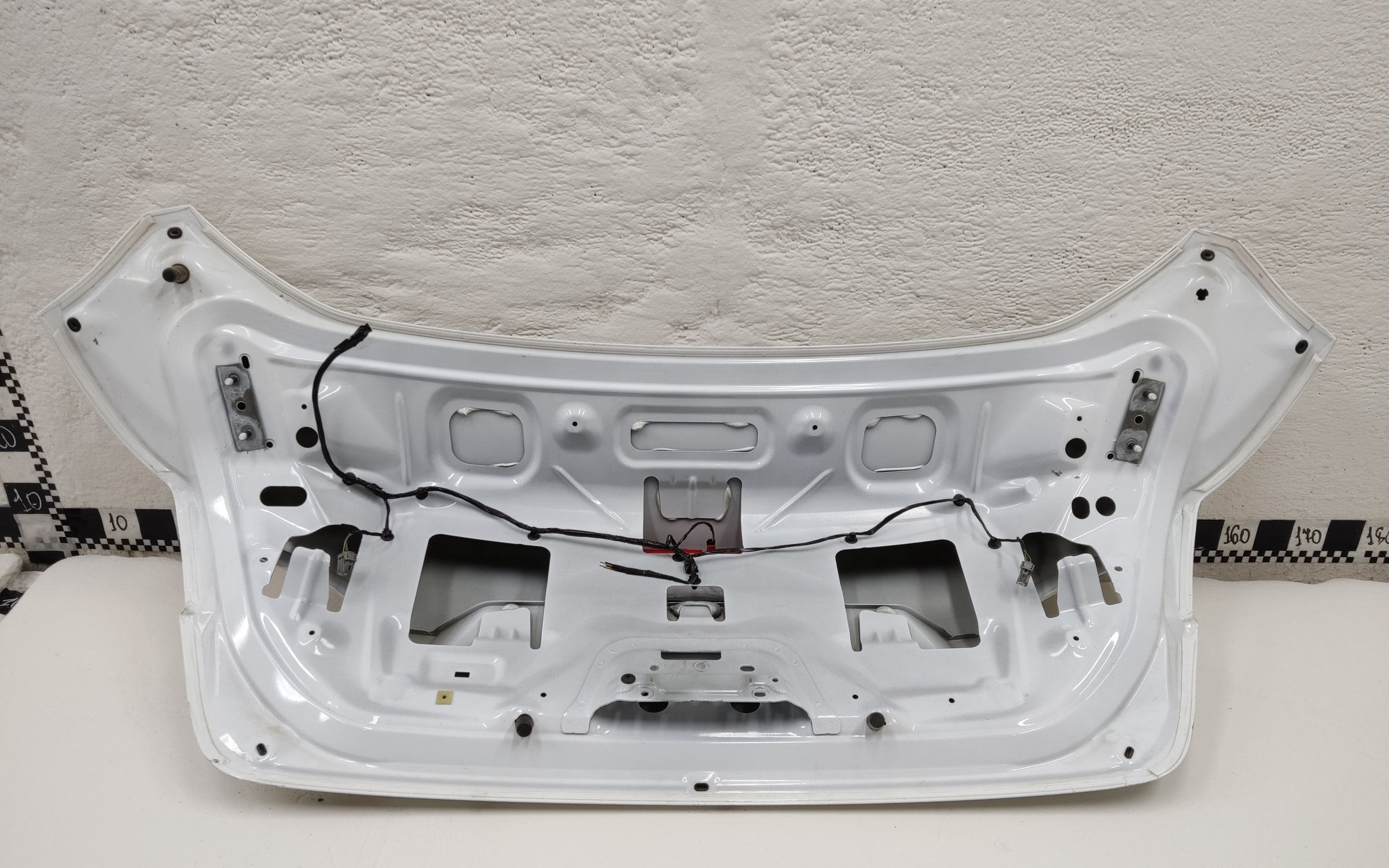 Крышка багажника Ford Focus 3 Sedan Restail