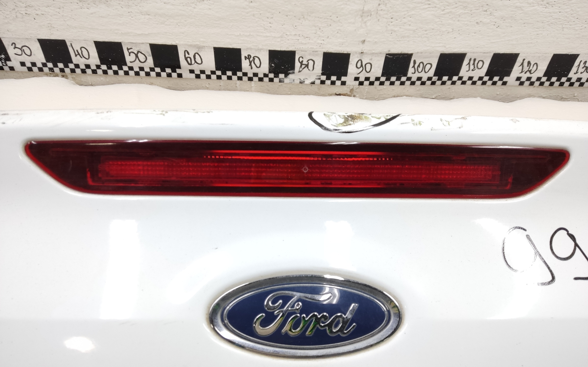 Крышка багажника Ford Focus 3 Sedan Restail