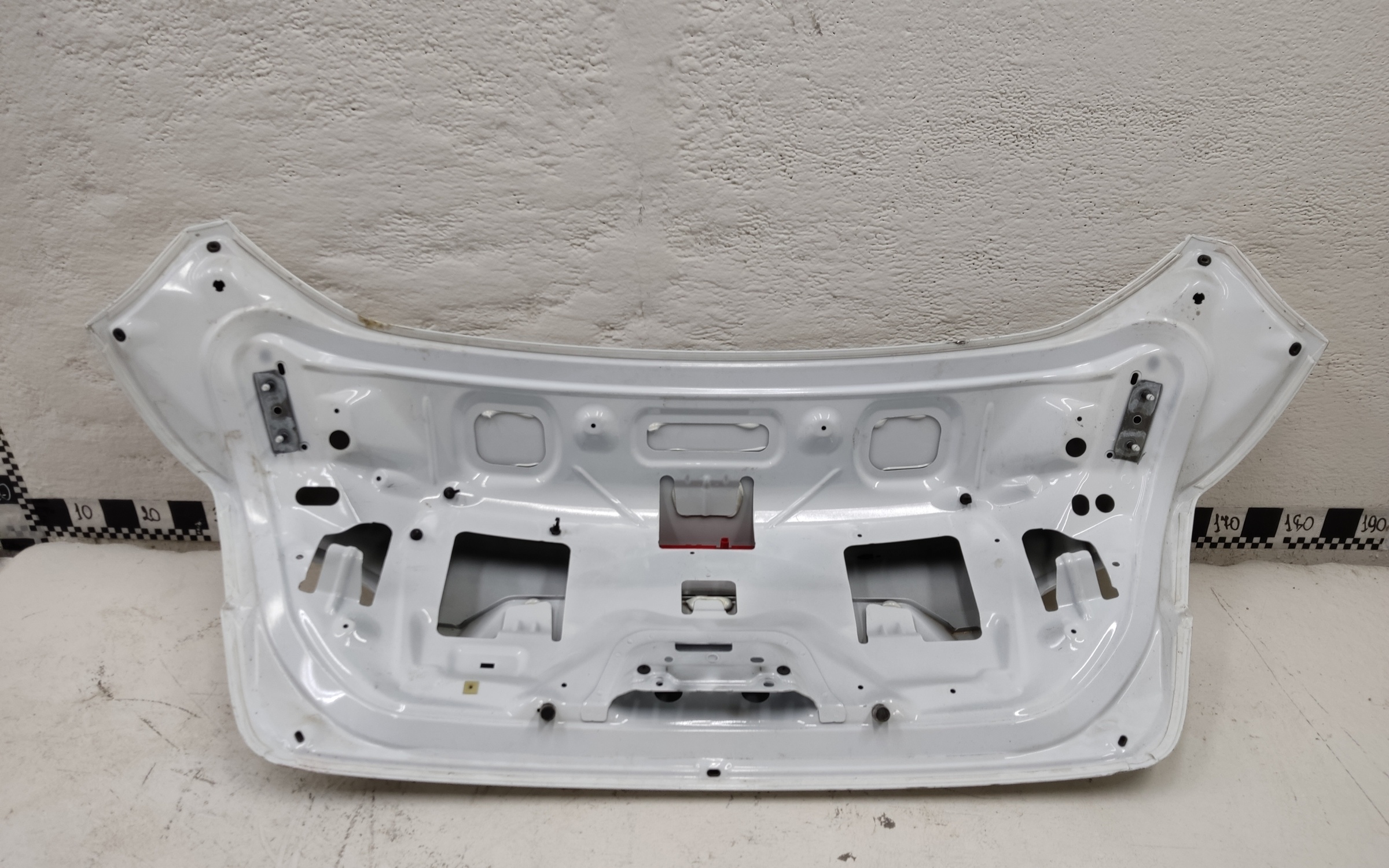 Крышка багажника Ford Focus 3 Sedan Restail