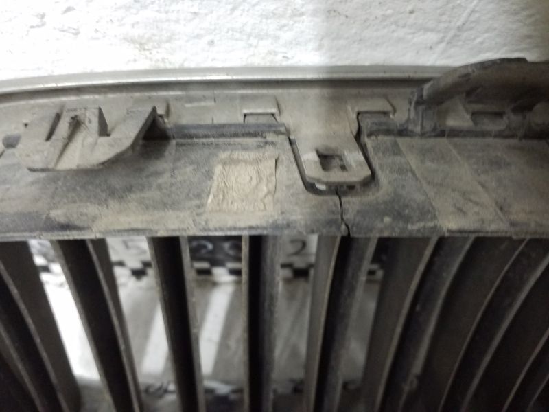 Решетка радиатора правая BMW 5er F10 Restail