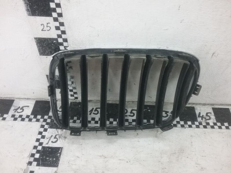 Решетка радиатора правая BMW X3 F25
