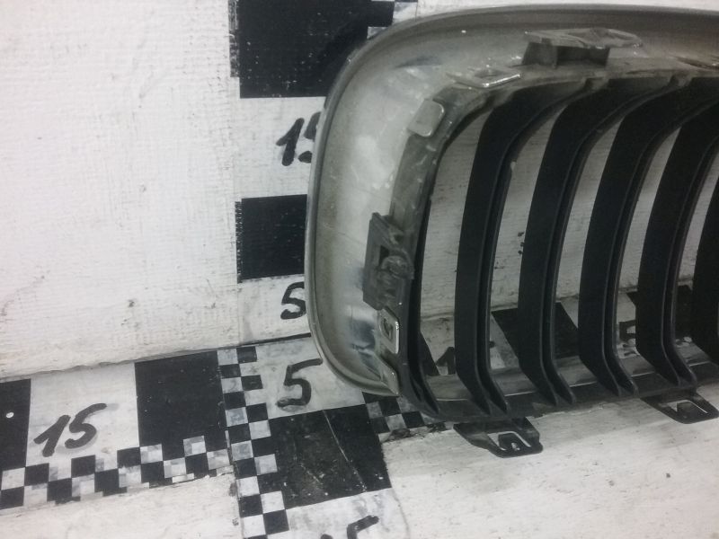 Решетка радиатора правая BMW 3er F34 
