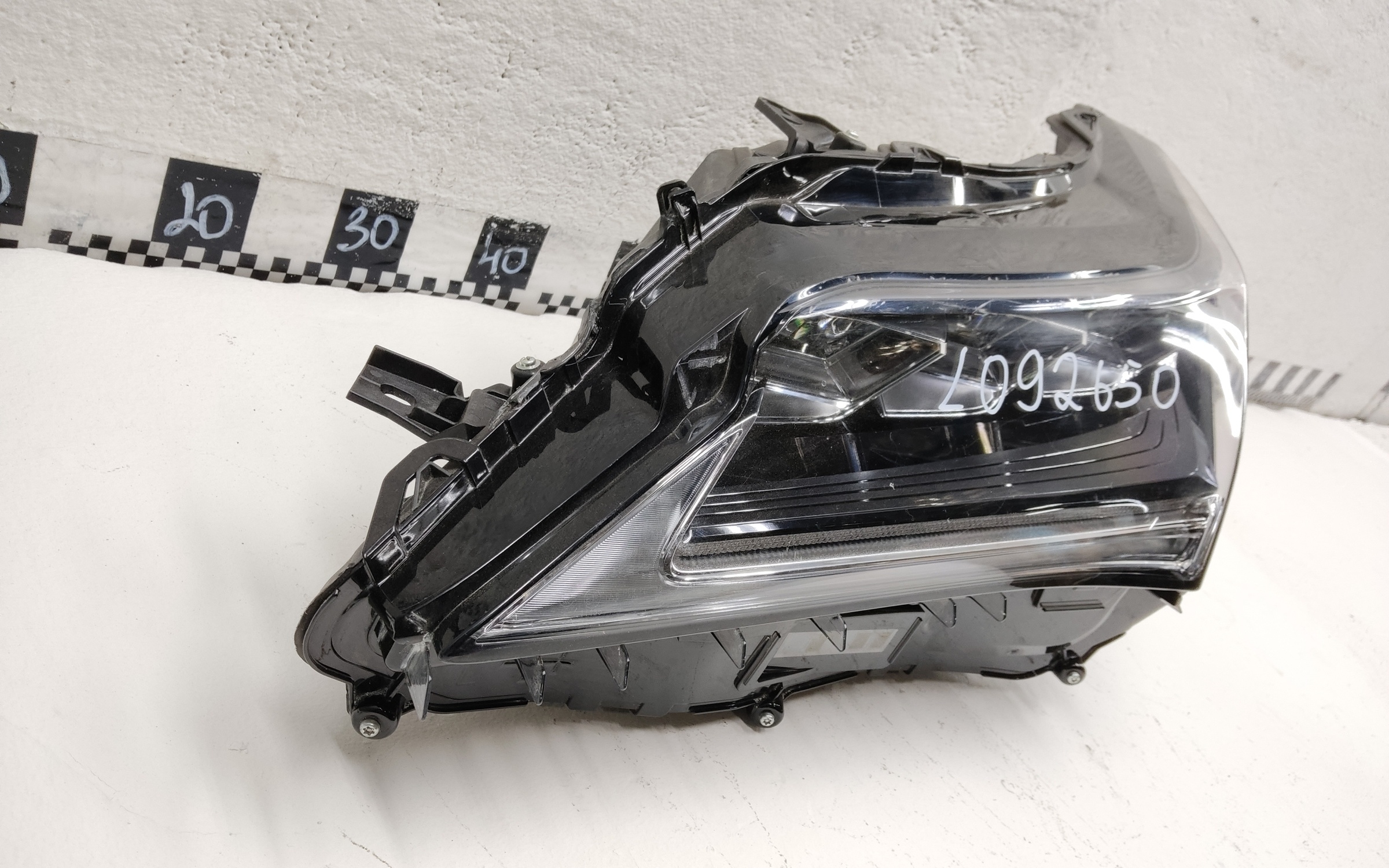 Фара передняя левая Lexus RX 4 LED c ДХО под 1 блок