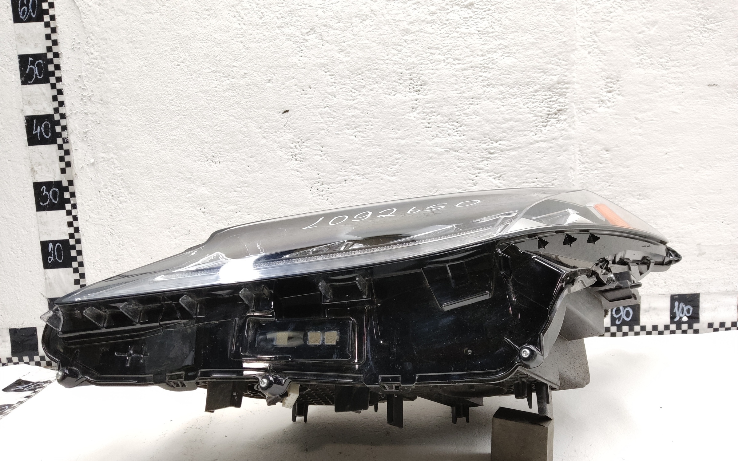 Фара передняя левая Lexus RX 4 LED c ДХО под 1 блок