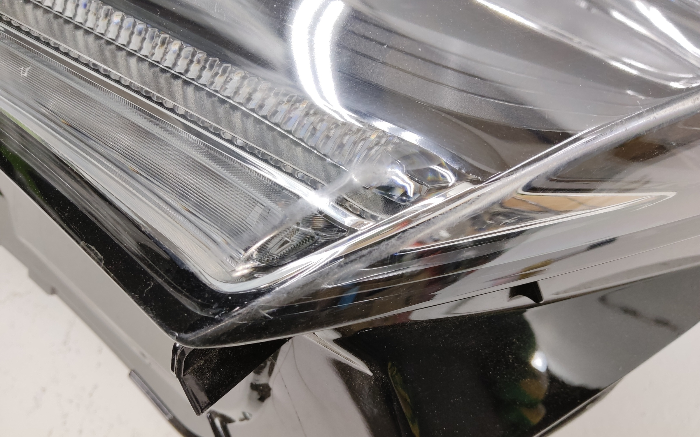 Фара передняя левая Lexus RX 4 LED c ДХО под 1 блок