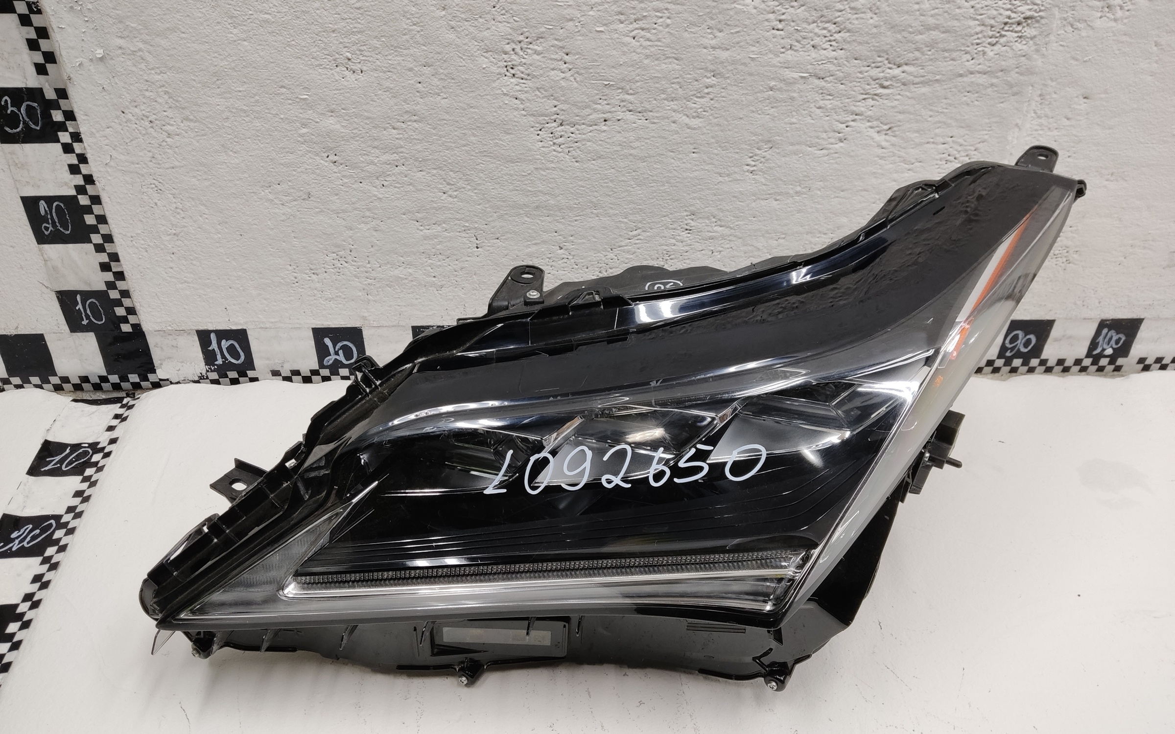 Фара передняя левая Lexus RX 4 LED c ДХО под 1 блок