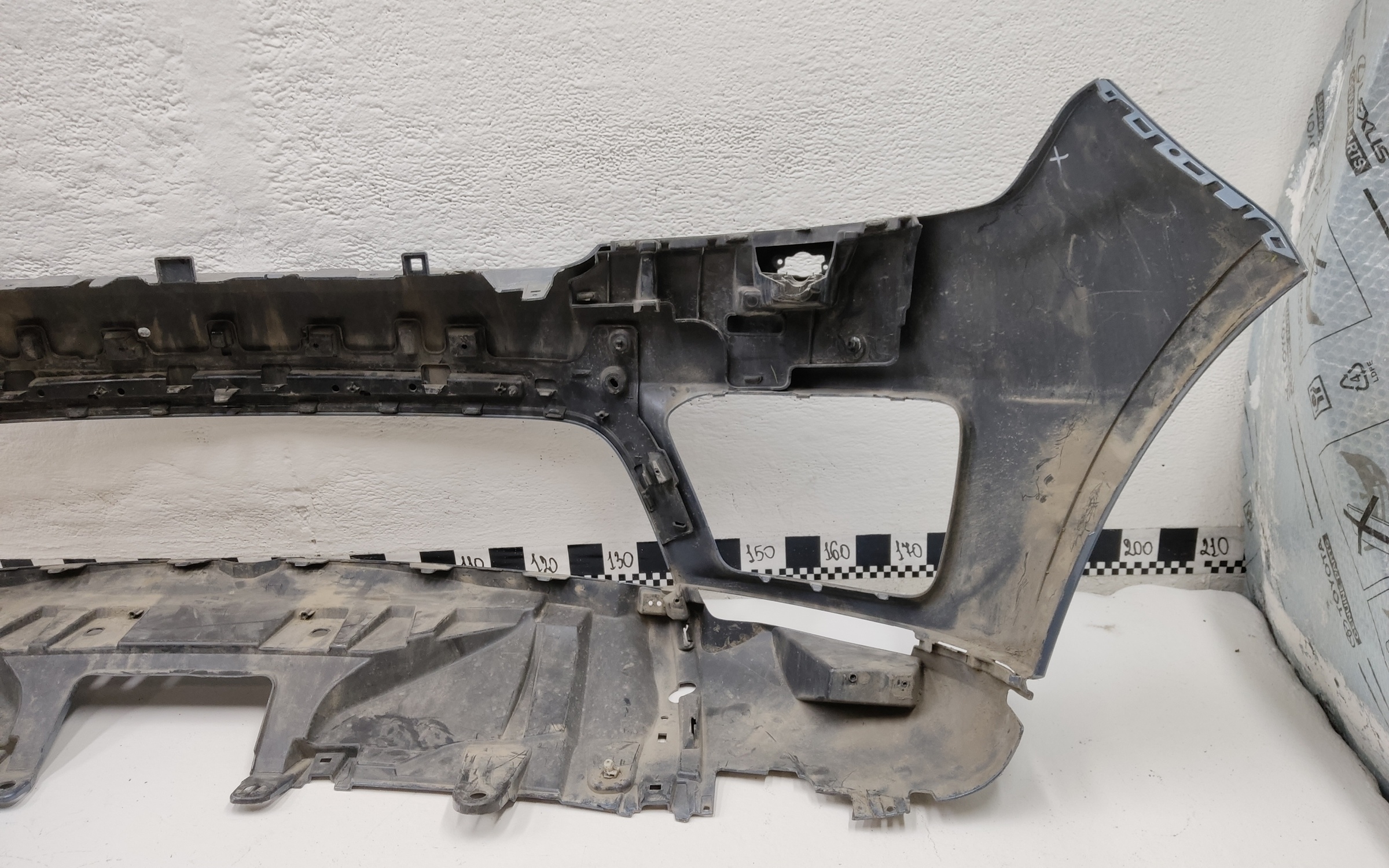 Бампер передний Land Rover Range Rover Sport 2