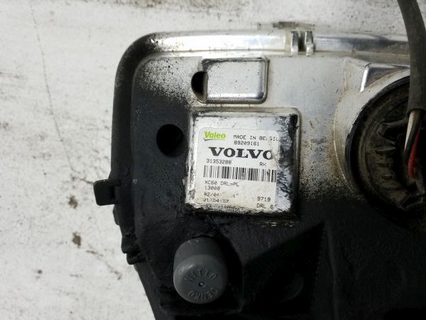 Фара ДХО передняя правая Volvo XC60 1 Restail
