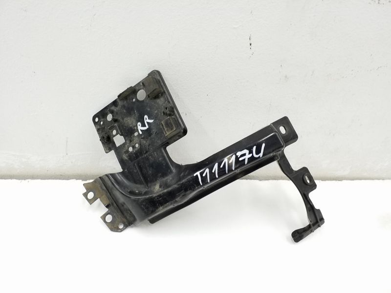 Кронштейн заднего бампера правый Range Rover Evoque