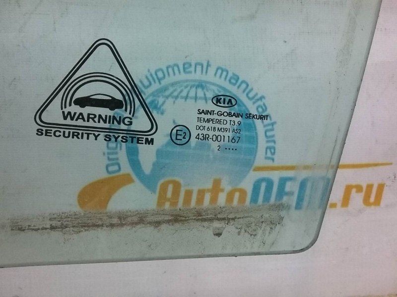 Стекло двери передней левой Kia Ceed 2