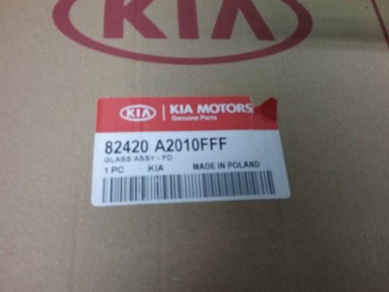 Стекло двери передней правой Kia Ceed 2