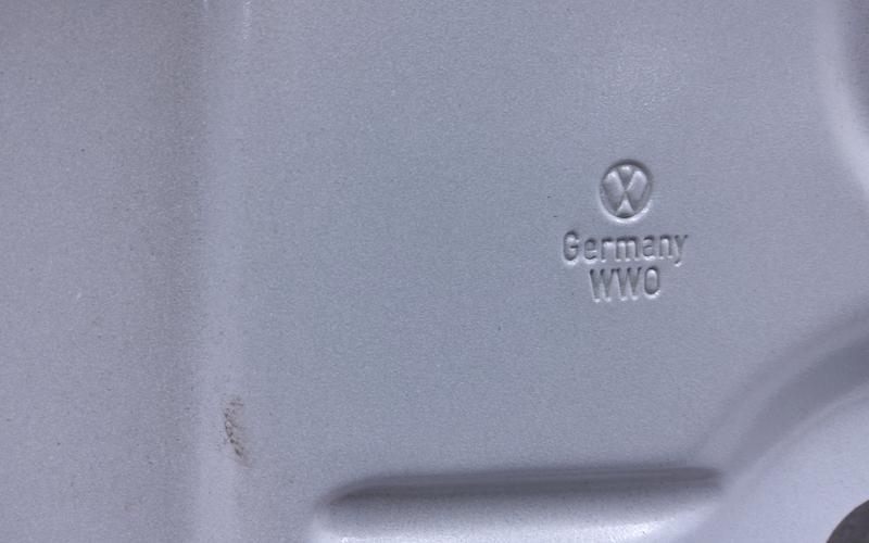 Дверь передняя правая Volkswagen Golf 5+