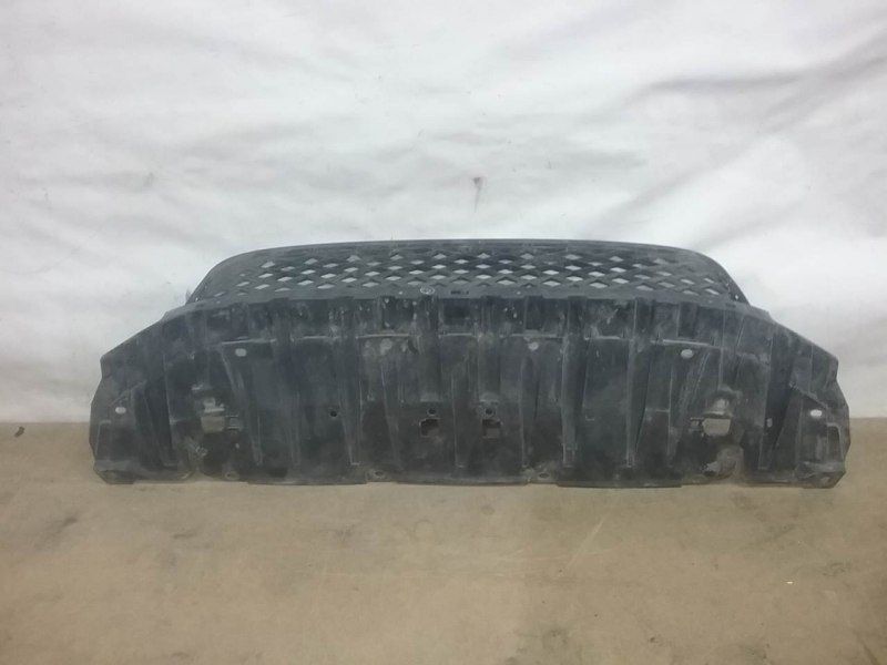 Решетка переднего бампера Honda Civic 9 Sedan