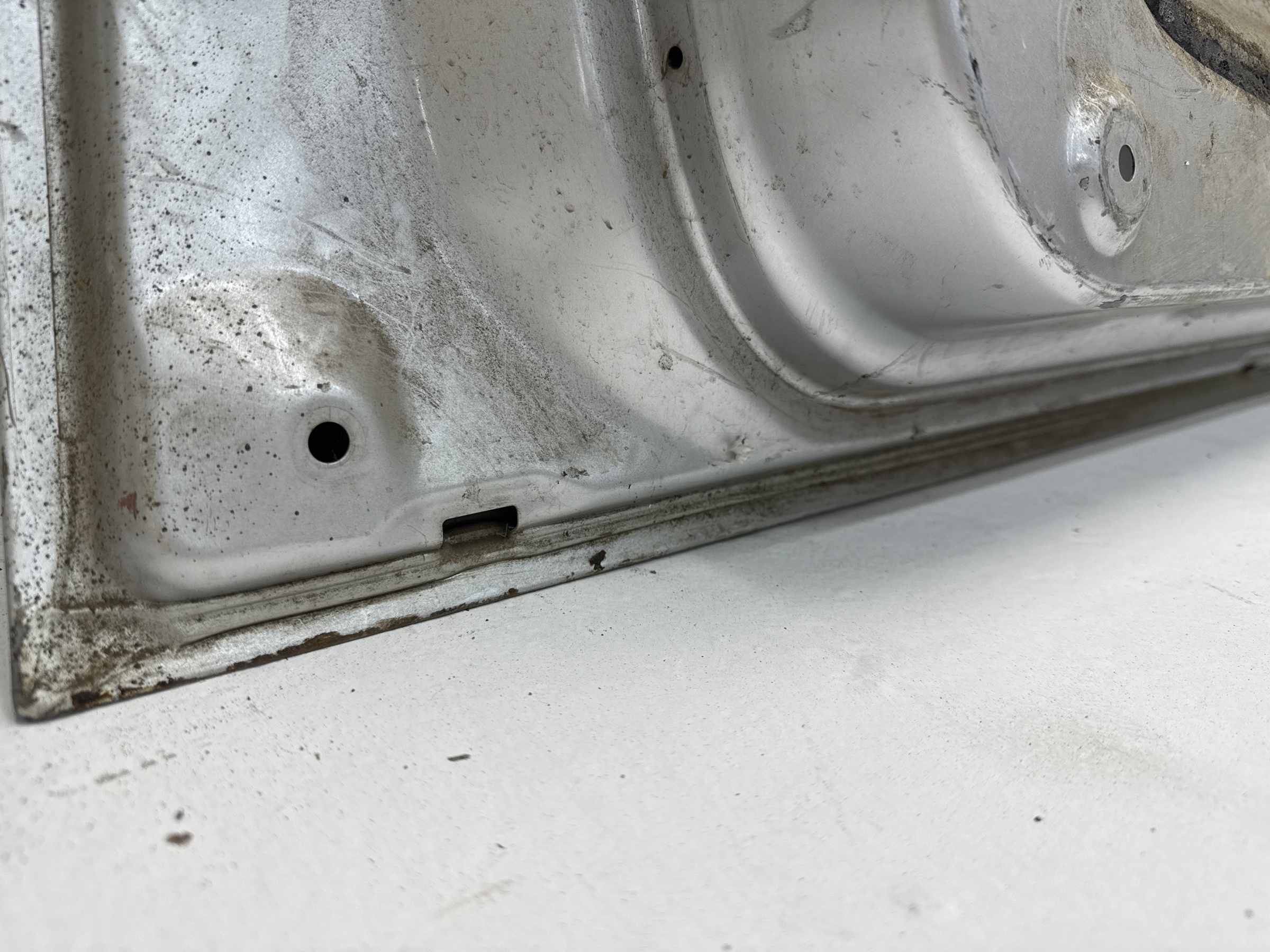 Дверь передняя левая Mitsubishi Pajero 3 5D