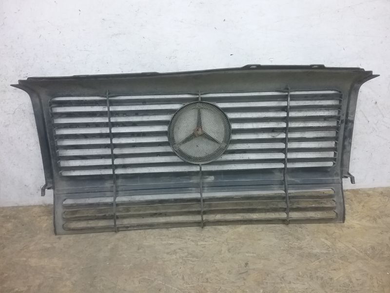 Решетка радиатора Mercedes Benz G-klasse W463
