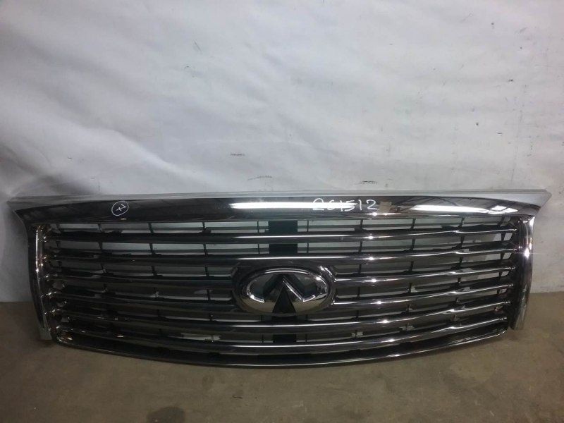 Решетка радиатора Infiniti QX56 2