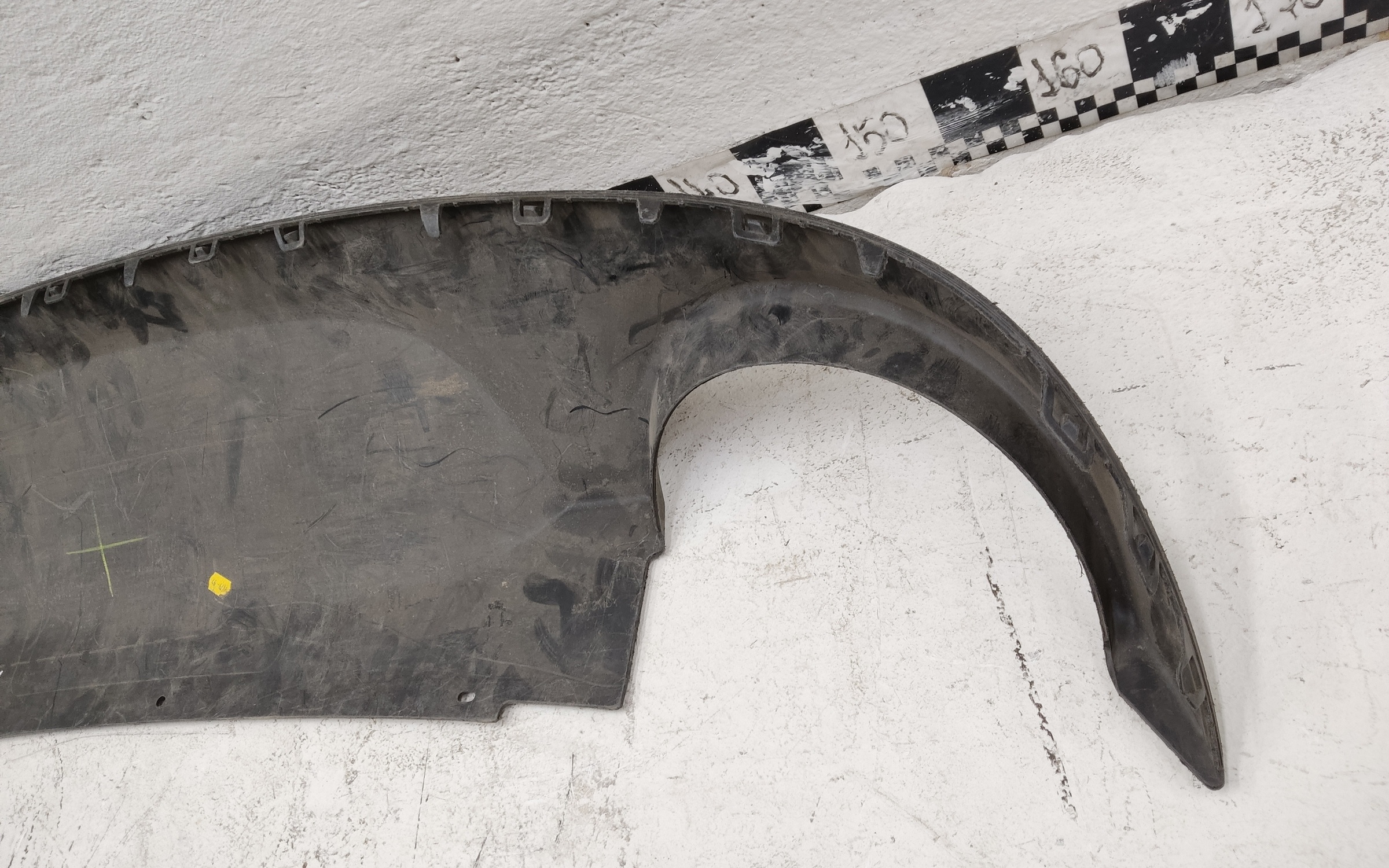 Юбка заднего бампера Jaguar XF 1