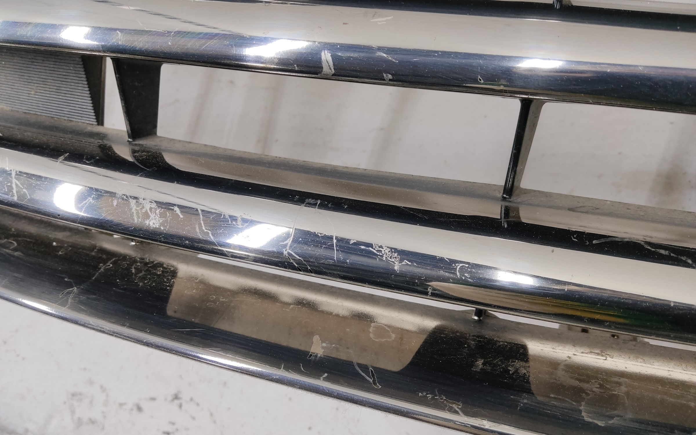 Решетка радиатора Infiniti QX56 2