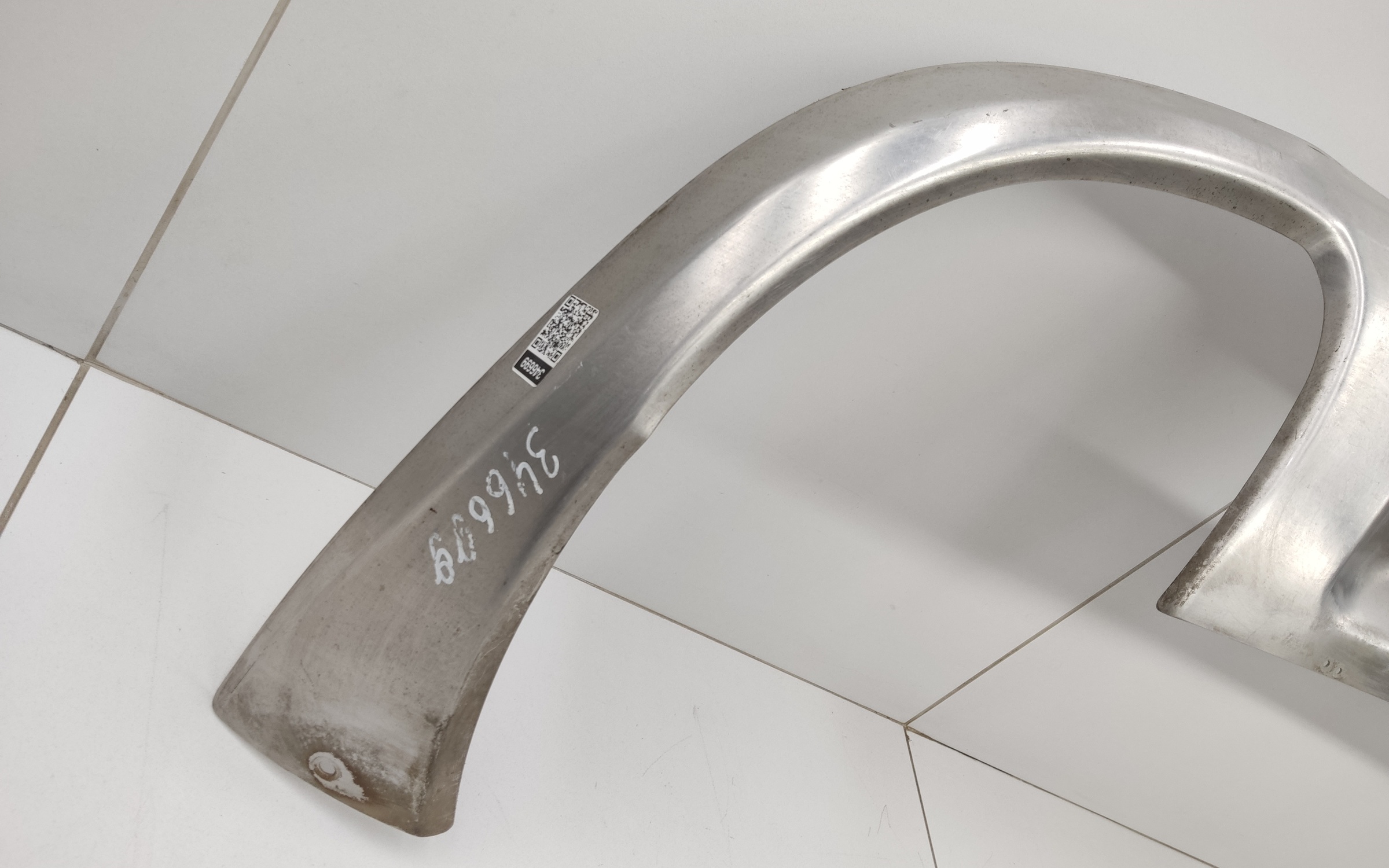 Юбка заднего бампера металл Volkswagen Touareg 2