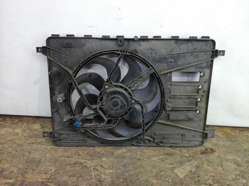 Диффузор радиатора ДВС в сборе Ford Mondeo 4