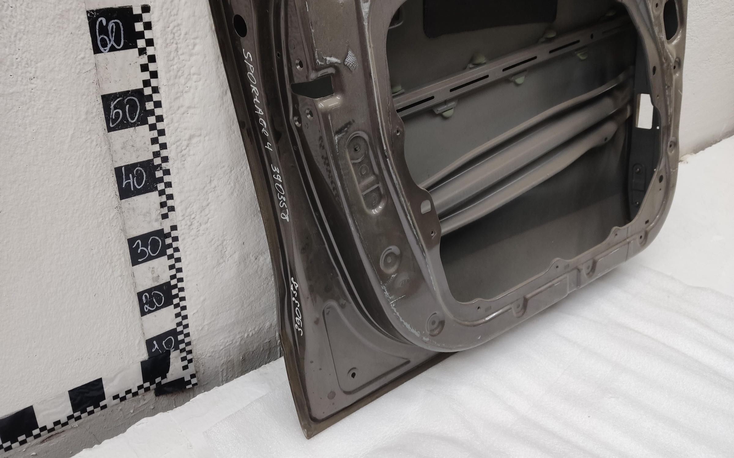 Дверь передняя левая Kia Sportage 4