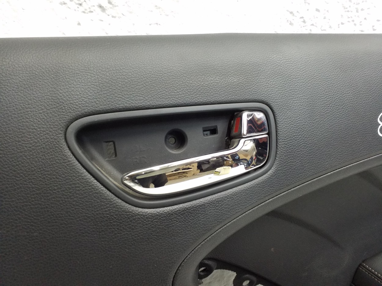 Обшивка двери задней правой Kia Cerato 3 Sedan