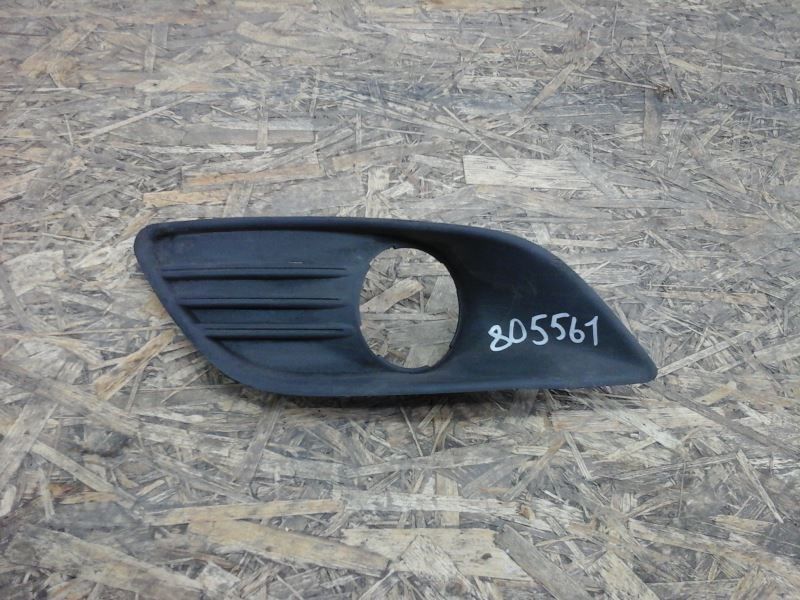 Рамка ПТФ передняя левая Ford Focus 2 Restail