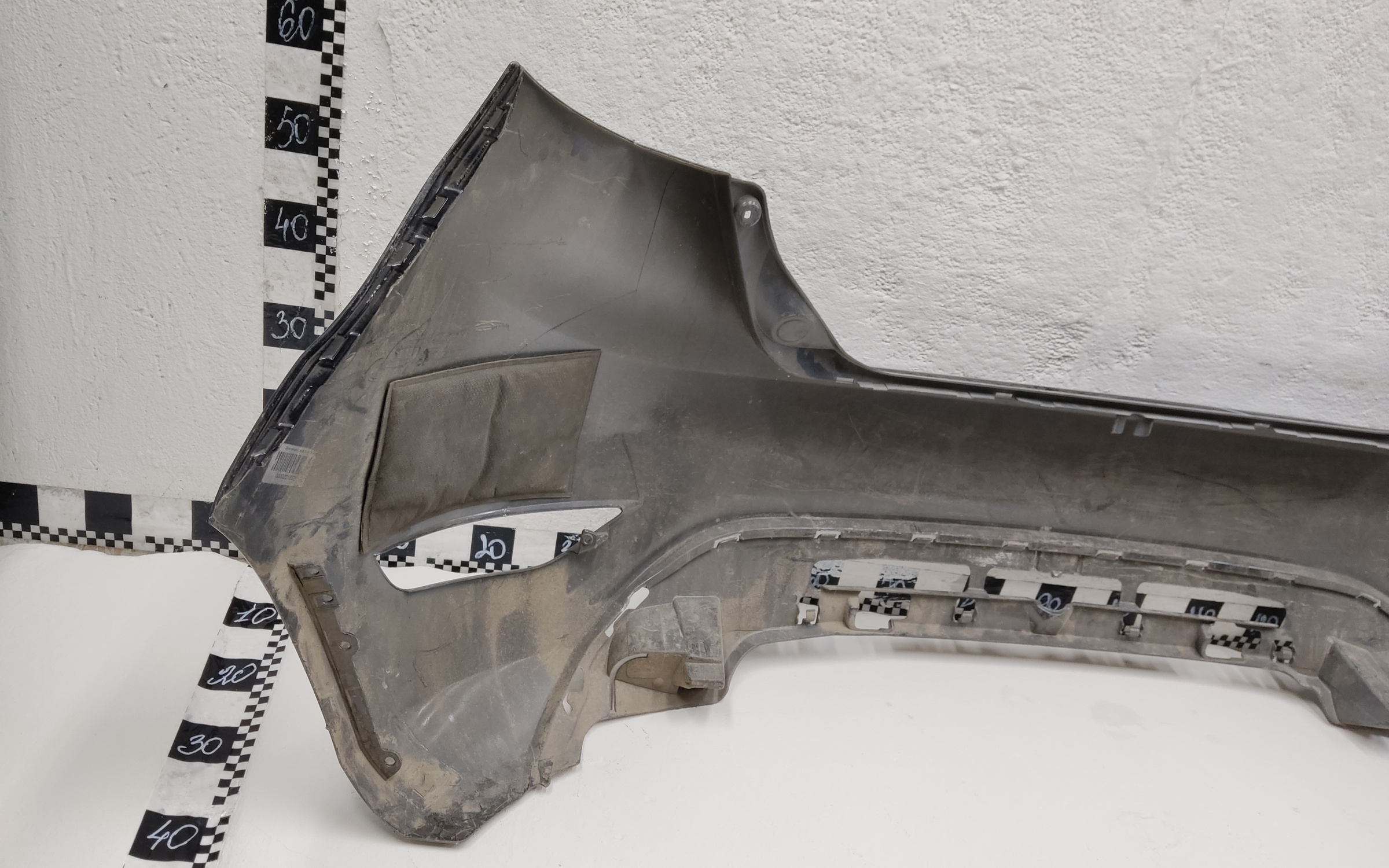 Бампер задний Ford Fiesta 6 Hatchback