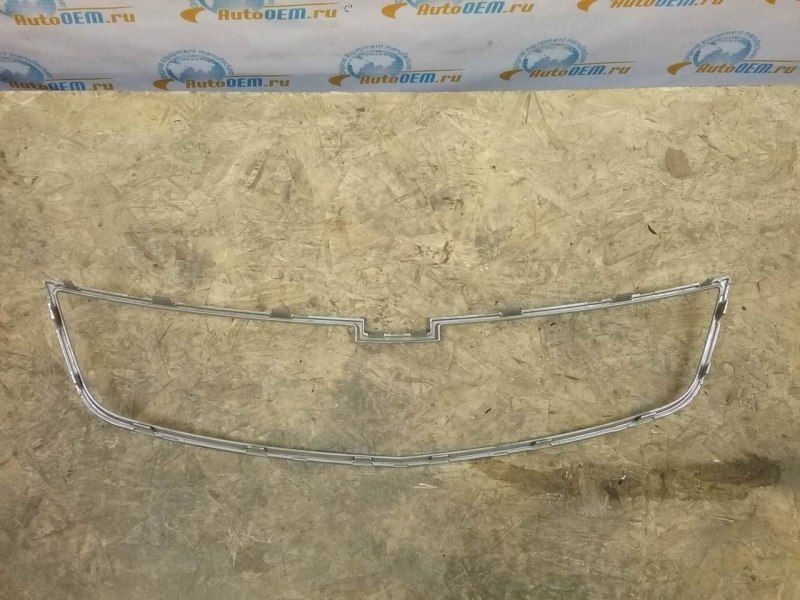 Хром решетки радиатора Chevrolet Cruze до рестайл