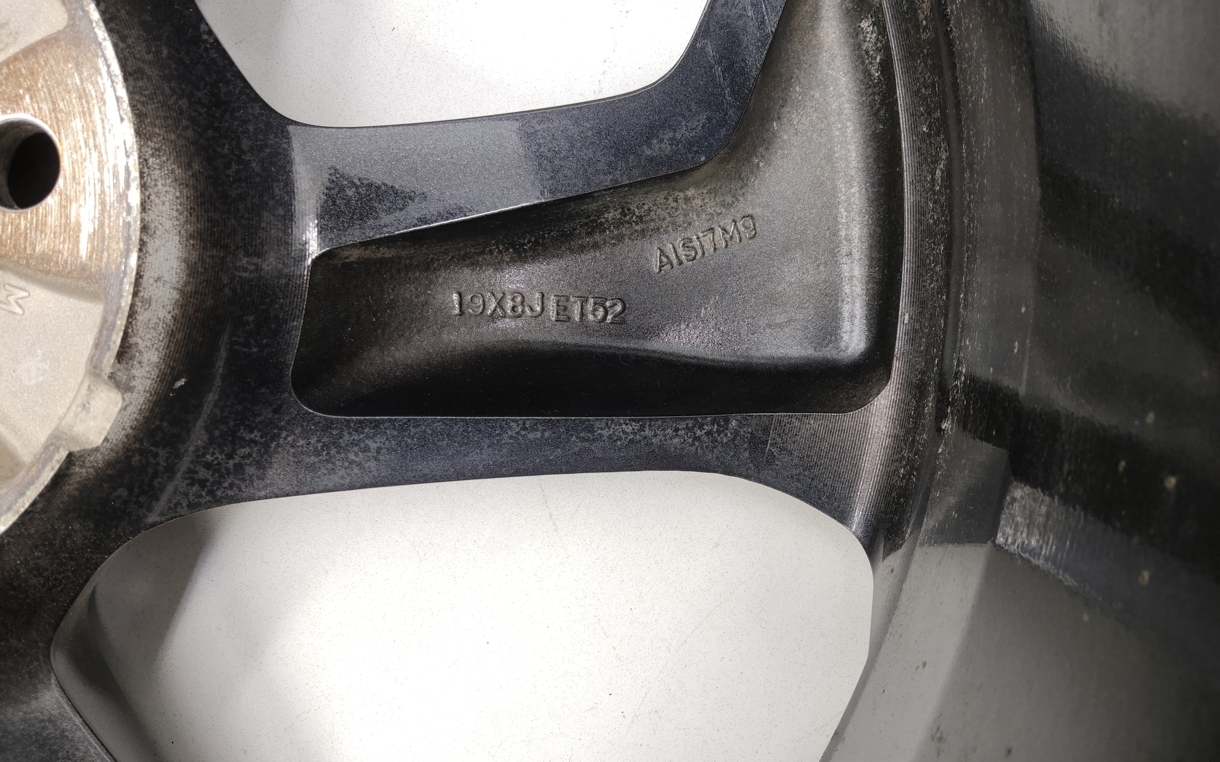 Диск колеса литой Geely Monjaro R19