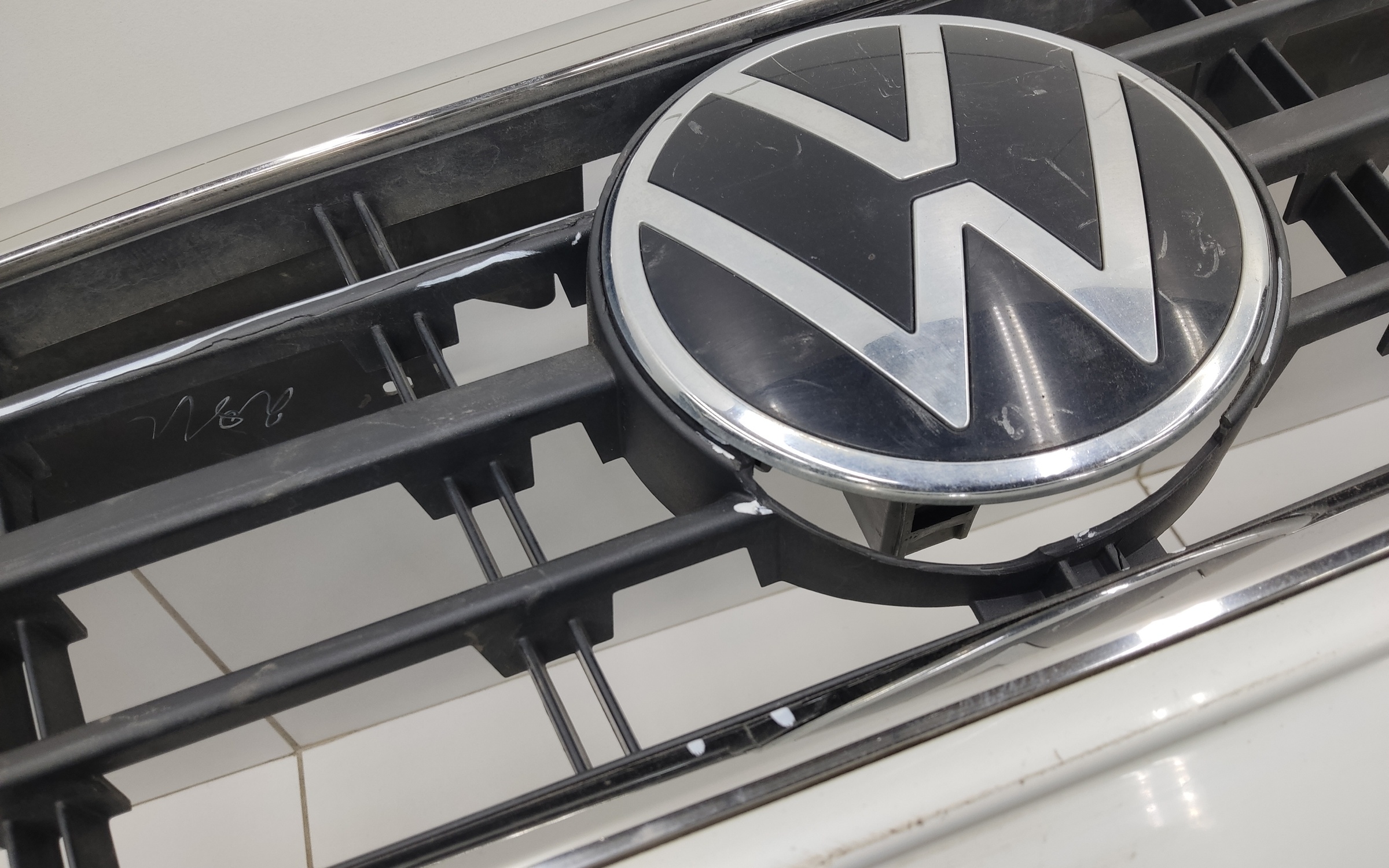 Бампер передний Volkswagen Polo 6 Liftback
